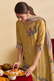 Yellow Bemberg slub silk Salwar Suit With Digital Print Work